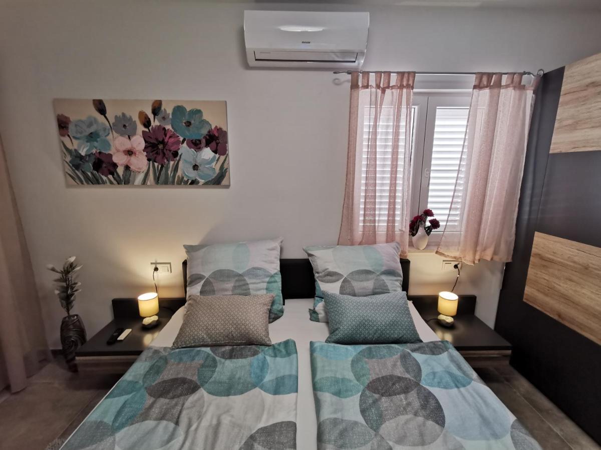 Villa Sundowner ชิเบนิก ภายนอก รูปภาพ
