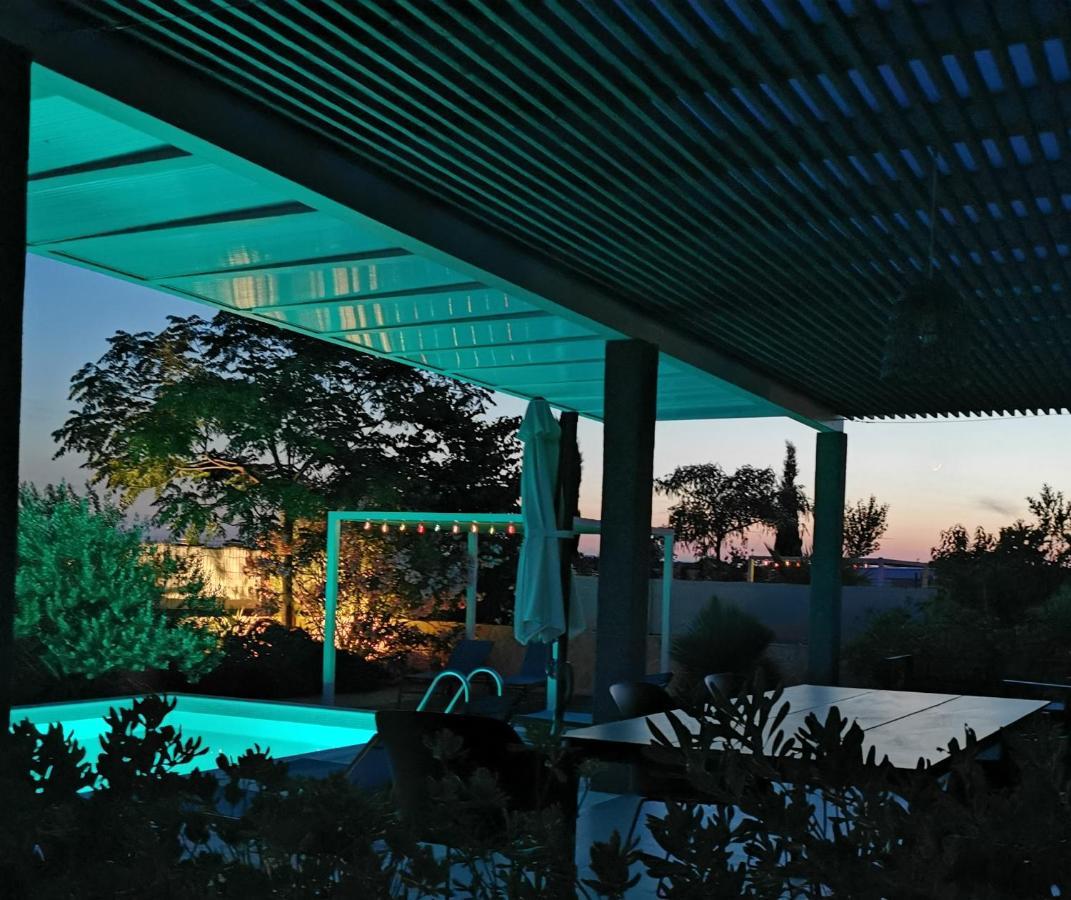 Villa Sundowner ชิเบนิก ภายนอก รูปภาพ